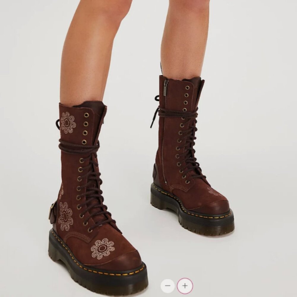 Dark Brown ~ DR. MARTENS 1B99 DUNNET FLOWER E.H Suede PLATFORM BOOTS ~ RARE FIND - Picture 4 of 16